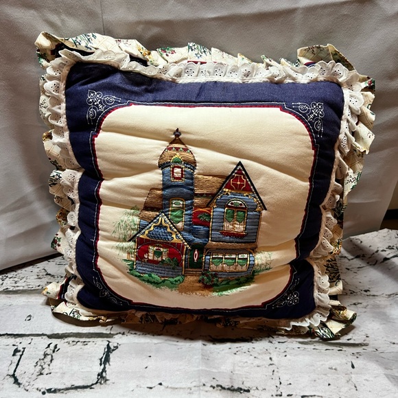 Vintage Victorian House Embroidered Throw Pillows with Lace Trim (Set of 2) - Picture 9 of 9